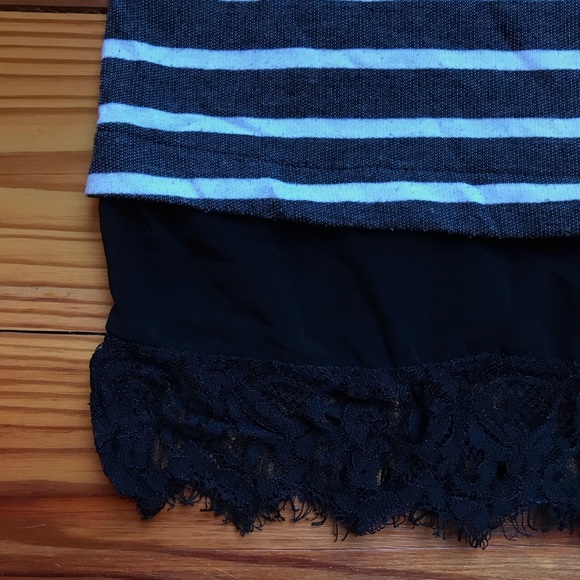 Altar’d State Grey White Striped Top, EUC, M/L - Picture 5 of 10